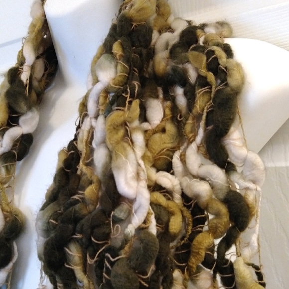 New Mimco (?) scarf - NWOT - Picture 6 of 7